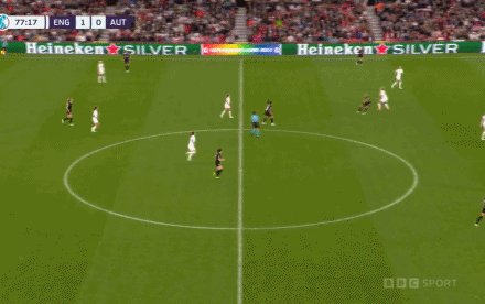 1657143522107077316.gif